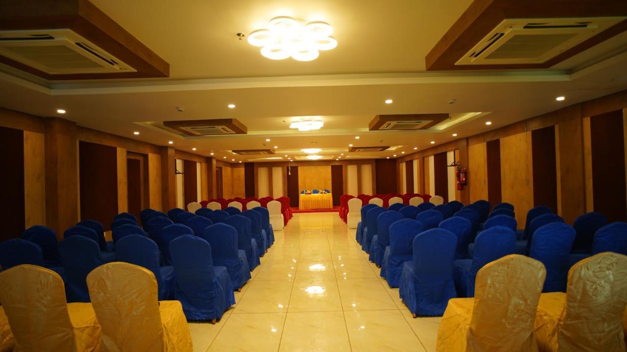 Regenta Central Somnath, Bhalpara Exteriör bild