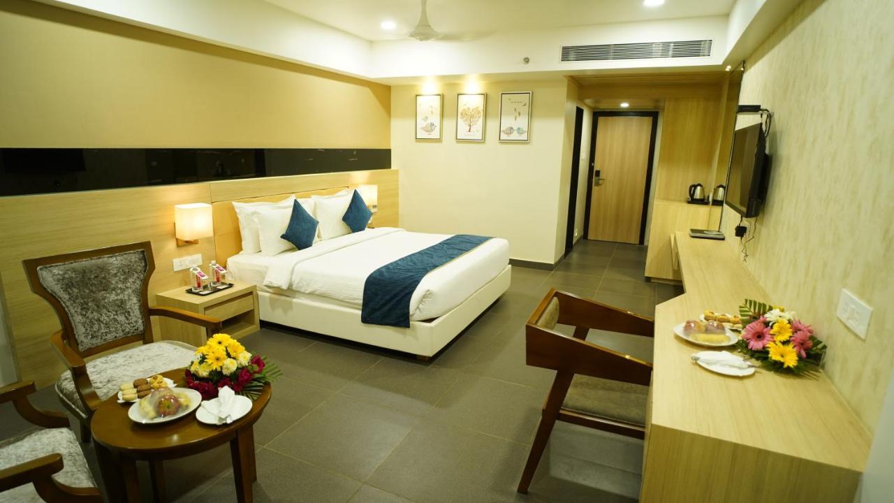 Regenta Central Somnath, Bhalpara Exteriör bild
