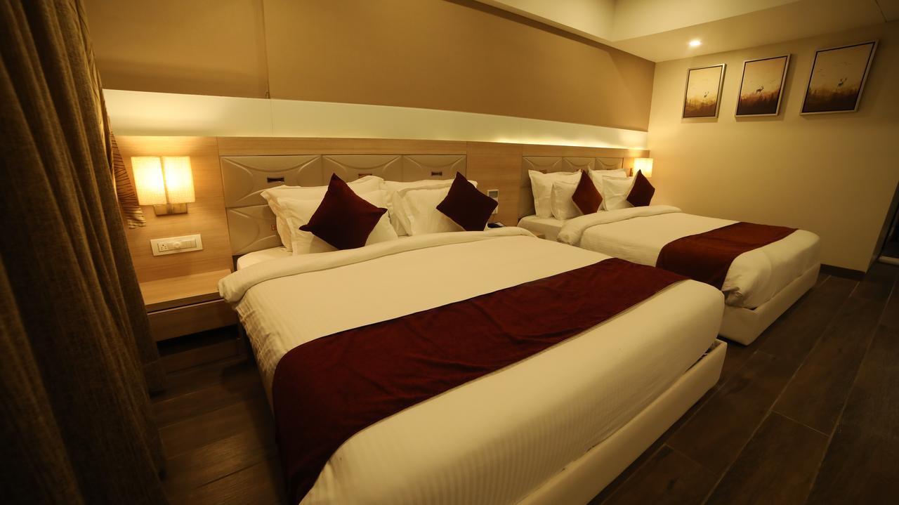 Regenta Central Somnath, Bhalpara Exteriör bild